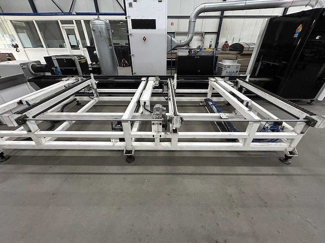 Bodor - 2022 - k230 - 2 kw - buislasersnijmachine - afbeelding 39 van  60