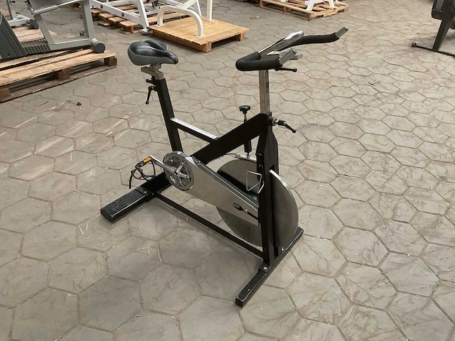 Body bike future 973679 spinningbike - afbeelding 2 van  7