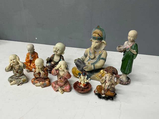 Boeddha en spiritualiteit beeldjes (9x) - afbeelding 1 van  8