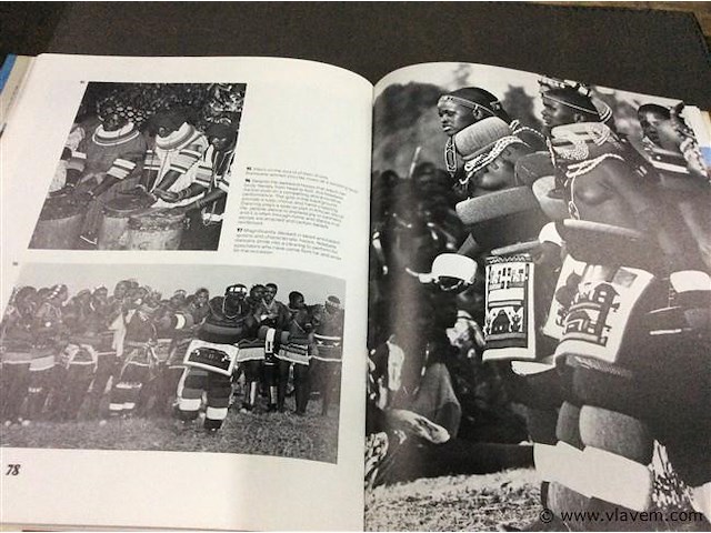 Boek abantu - afbeelding 3 van  5