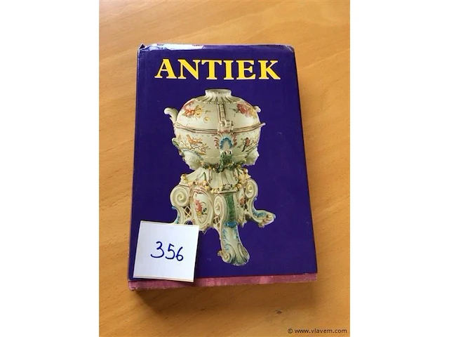 Boek antiek - afbeelding 1 van  3