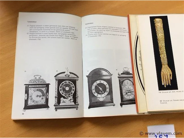 Boek antiek + - afbeelding 2 van  3