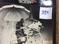Boek brt " 25 dozijn rode rozen "