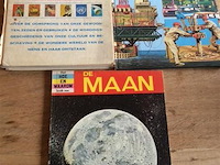 Boek : divers 3stuks oa de maan - afbeelding 1 van  2