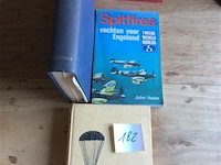 Boek divers 4stuks - afbeelding 1 van  2