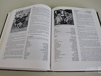 Boek elvis: "his life from a to z" - afbeelding 9 van  11