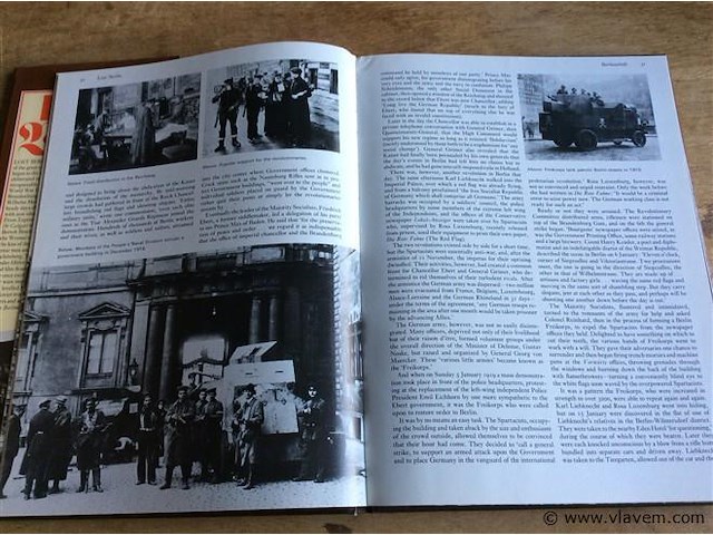 Boek : lost berlin - afbeelding 2 van  6