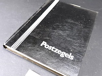 Boek met postzegels - afbeelding 2 van  5