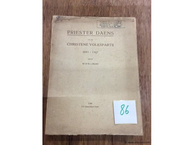 Boek priester daans 1940. - afbeelding 1 van  4