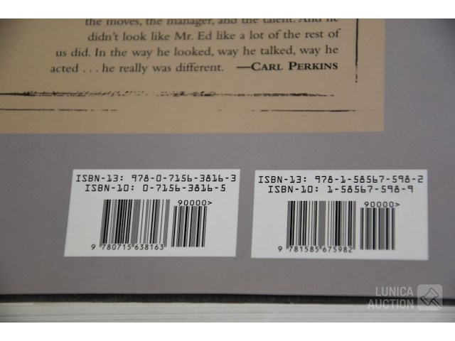 Boek: "the elvis encyclopedia" - afbeelding 2 van  11