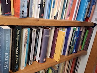Boeken, 3 schappen vol, foto kan wat afwijken - afbeelding 3 van  3