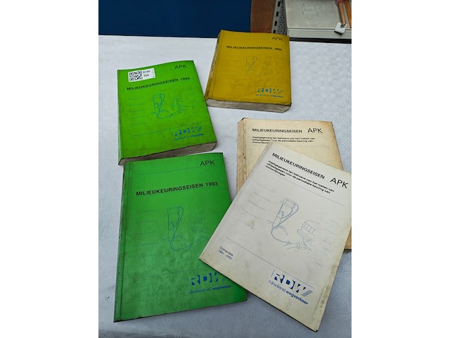 Boeken/ apk keuring 1991 t/m 1995 - afbeelding 1 van  5