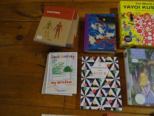Boeken en puzzels (19x) - afbeelding 4 van  4