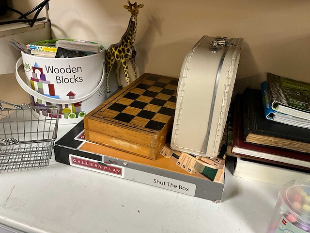 Boeken en speelgoed - afbeelding 6 van  10