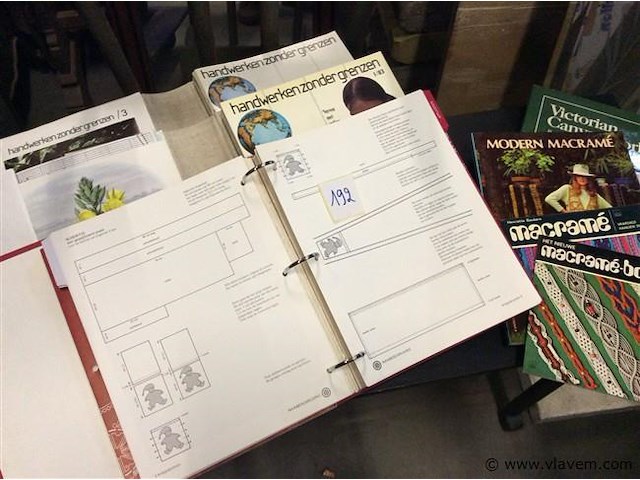 Boeken : hand- & knutselwerk - afbeelding 1 van  4