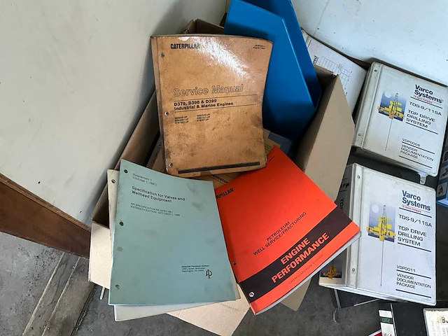 Boeken handleiding en tekeningen - afbeelding 3 van  9