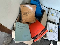Boeken handleiding en tekeningen - afbeelding 3 van  9