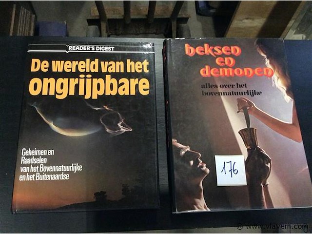 Boeken: magie 2stuks - afbeelding 1 van  6