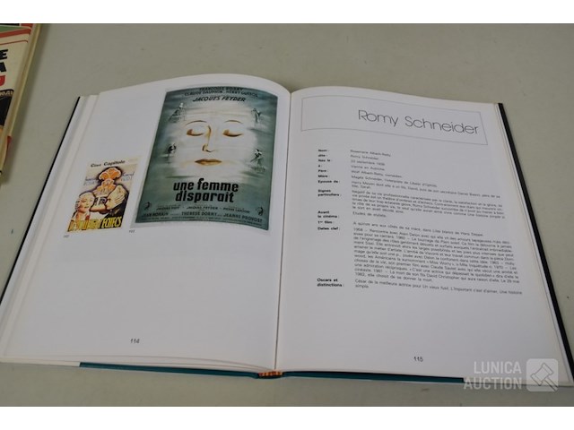 Boeken over affiches - afbeelding 33 van  35