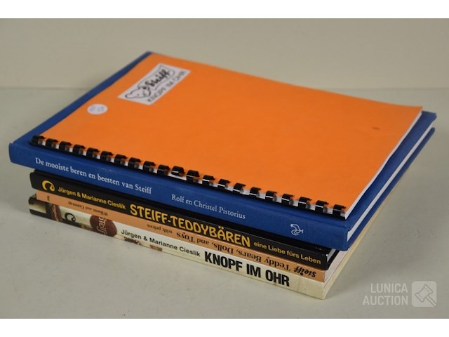 Boeken over steiff beren - afbeelding 27 van  33