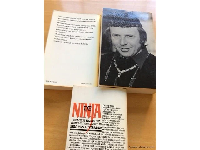 Boeken vlaamse schrijvers 3st - afbeelding 2 van  2