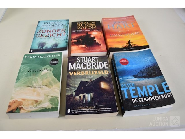 Boeken - afbeelding 3 van  3