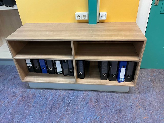 Boekenkast - afbeelding 1 van  2