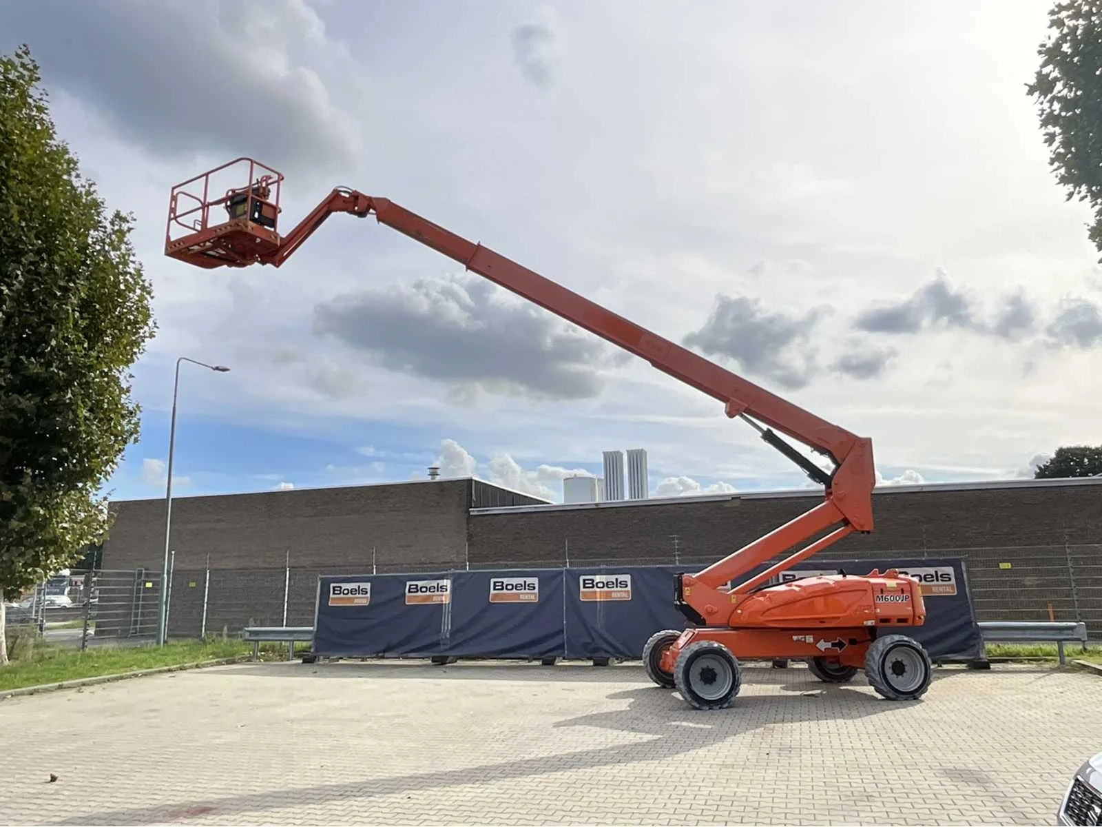 Boels ex-rental – hoogwerkers, minigraafmachines, wielladers en bedrijfswagens