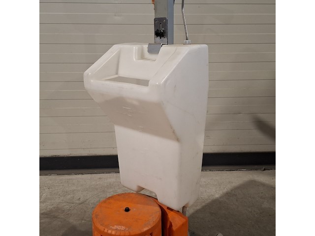 Boen-/schrobmachine 230v ~ incl. boen-/s numatic, hfm 1515, bouwjaar 2018 - afbeelding 5 van  10