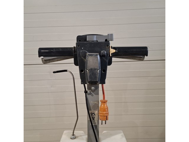 Boen-/schrobmachine 230v ~ incl. boen-/s numatic, hfm 1515, bouwjaar 2018 - afbeelding 9 van  10