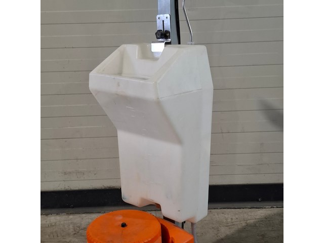 Boen-/schuurmachine - 450mm - 230v numatic, hfm 1515, bouwjaar 2015 - afbeelding 3 van  7