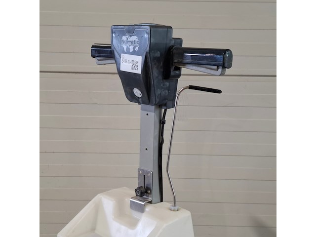 Boen-/schuurmachine - 450mm - 230v numatic, hfm 1515, bouwjaar 2015 - afbeelding 4 van  7