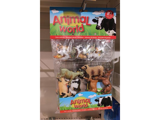 Boerderij, varkens, schapen, paarden, koeien etc. aan acht haken. - afbeelding 2 van  4