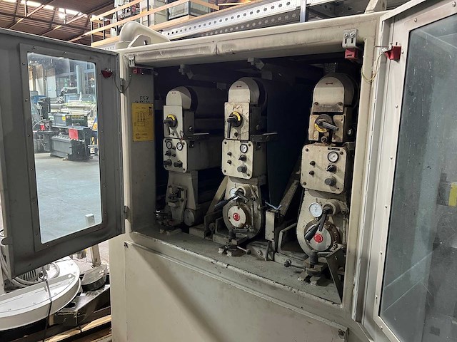 Boere - 1996 - elite 1300 tkks & bkks - schuurlijn - afbeelding 16 van  20