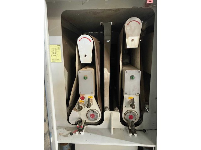 Boere - 2002 - merite kc - breedbandschuurmachine - afbeelding 15 van  16