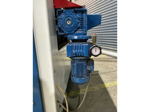 Boere - 2002 - merite kc - breedbandschuurmachine - afbeelding 5 van  16