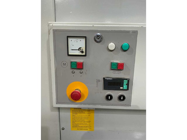 Boere - 2002 - merite kc - breedbandschuurmachine - afbeelding 13 van  16