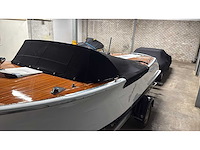 Boesch houten speedboot met stallingstrailer - afbeelding 13 van  64