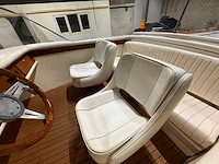 Boesch houten speedboot met stallingstrailer - afbeelding 24 van  64