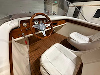 Boesch houten speedboot met stallingstrailer - afbeelding 29 van  64