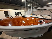 Boesch houten speedboot met stallingstrailer - afbeelding 31 van  64