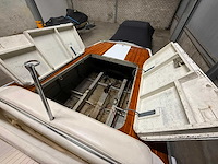 Boesch houten speedboot met stallingstrailer - afbeelding 33 van  64