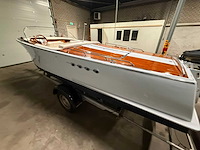 Boesch houten speedboot met stallingstrailer - afbeelding 8 van  17