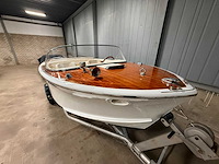 Boesch houten speedboot met stallingstrailer - afbeelding 12 van  17