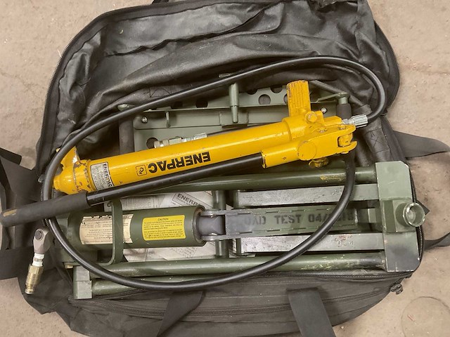 Bogert intl. pn 30m-hmmwv-jack hydraulische krik - afbeelding 2 van  6