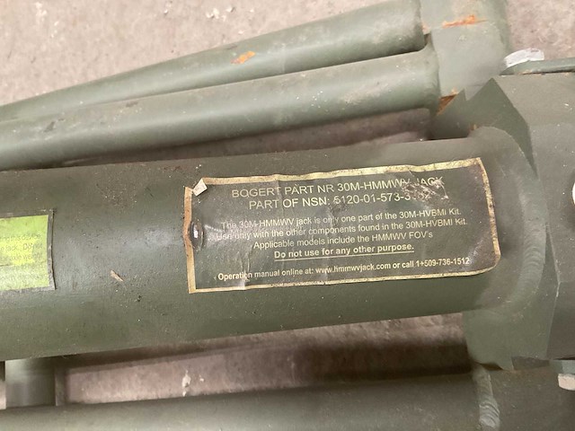 Bogert part 30m-hmmwv-jack hydraulische krik - afbeelding 4 van  4