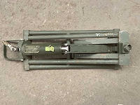 Bogert part 30m-hmmwv-jack hydraulische krik - afbeelding 3 van  4