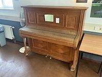 Bogs & voigt piano
