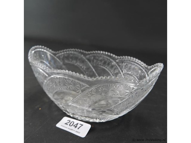 Boheems geslepen kristallen schaal - afbeelding 1 van  5