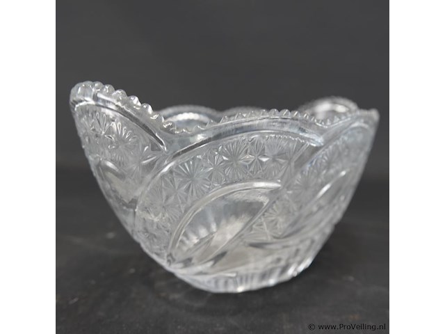 Boheems geslepen kristallen schaal - afbeelding 4 van  5